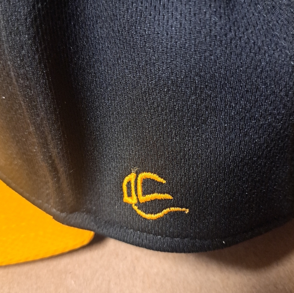 OC SPORTS Black and Gold Baseball Cap YOLO High Wheelers. - Picture 5 of 7
